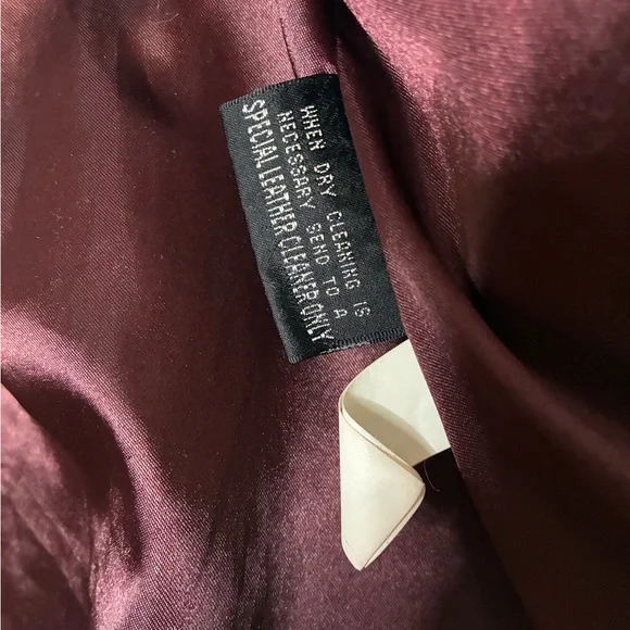 90s/Y2K Wilsons Pelle Studio Oxblood Red Genuine Leather 2-Button Blazer - Picture 7 of 10